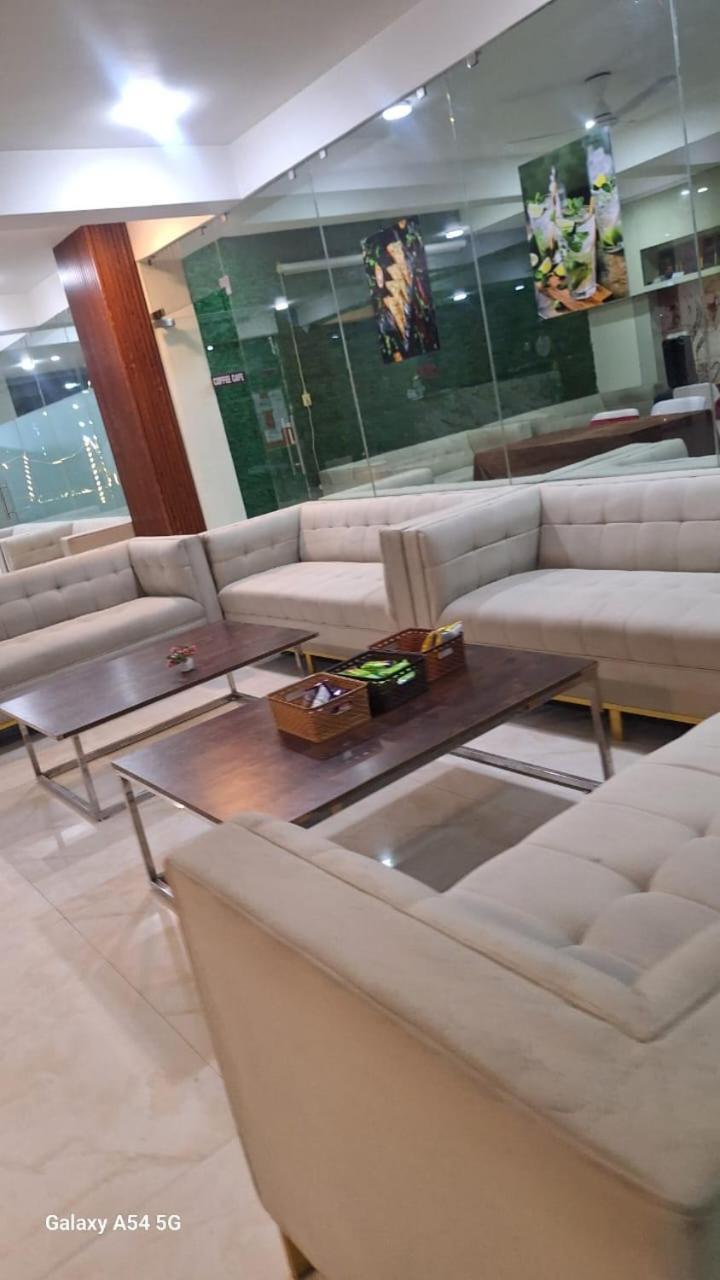 Immense Residency Hotel Faridabad Exterior foto