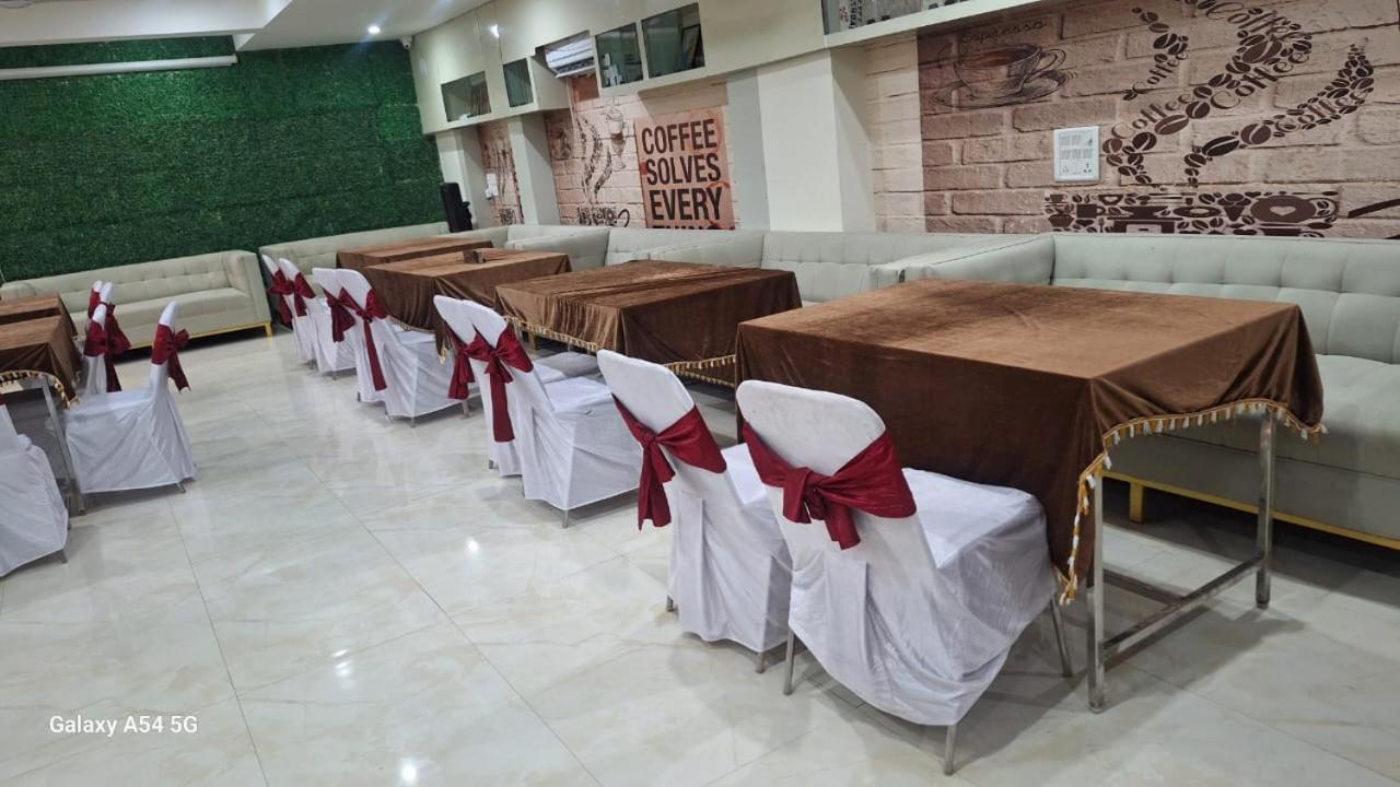 Immense Residency Hotel Faridabad Exterior foto